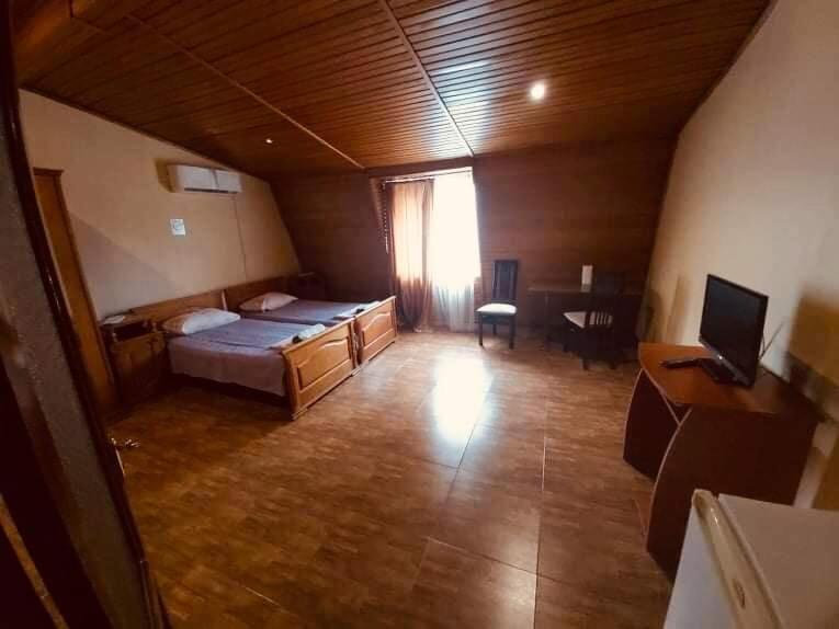 Hotel Ni&La Батумі Екстер'єр фото