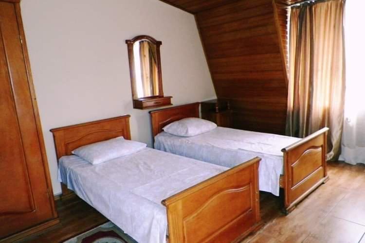 Hotel Ni&La Батумі Екстер'єр фото