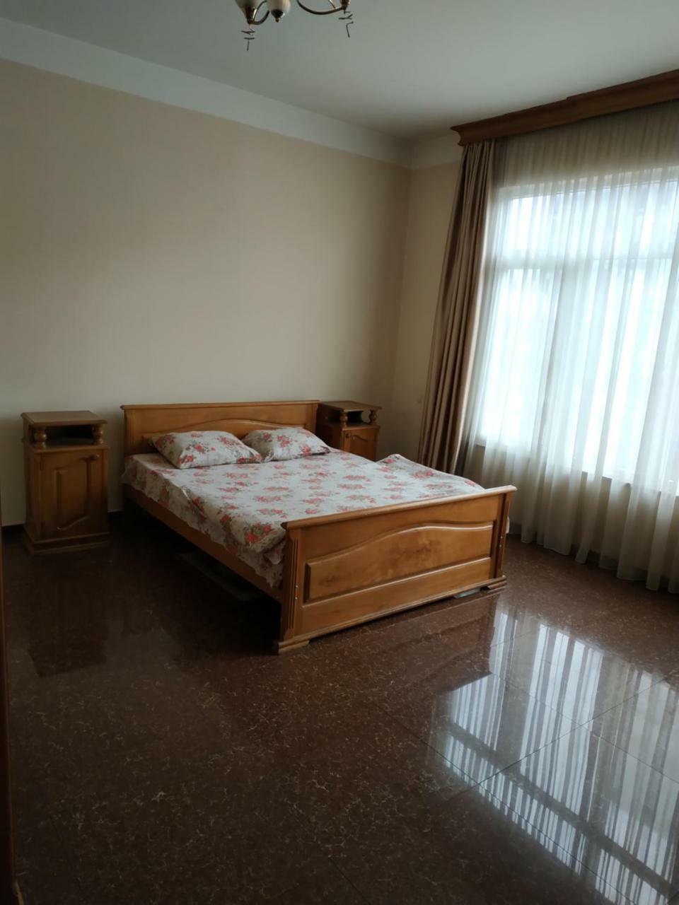 Hotel Ni&La Батумі Екстер'єр фото